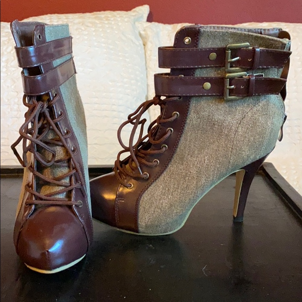 Ankle boots